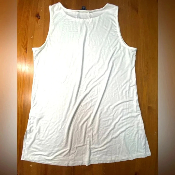 Cable & Gauge Womans Sleeveless White Top - Picture 7 of 8